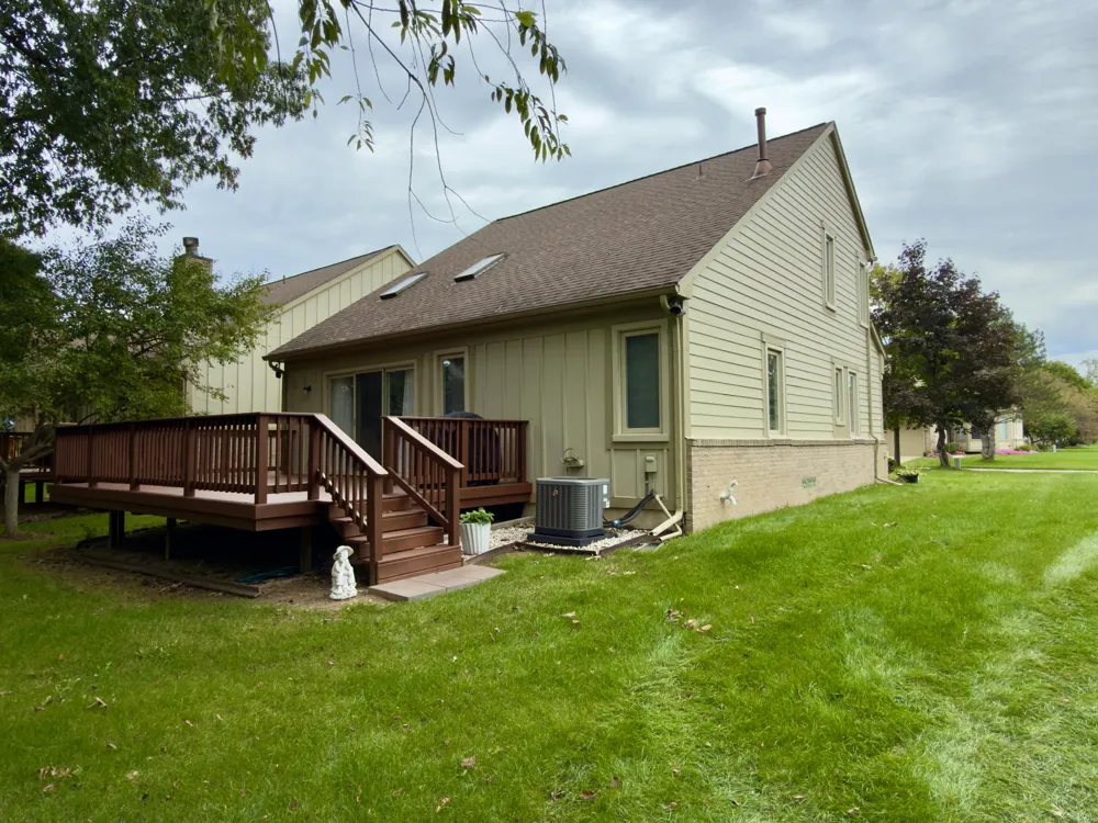 741 Red Maple Lane Wixom, MI 48393