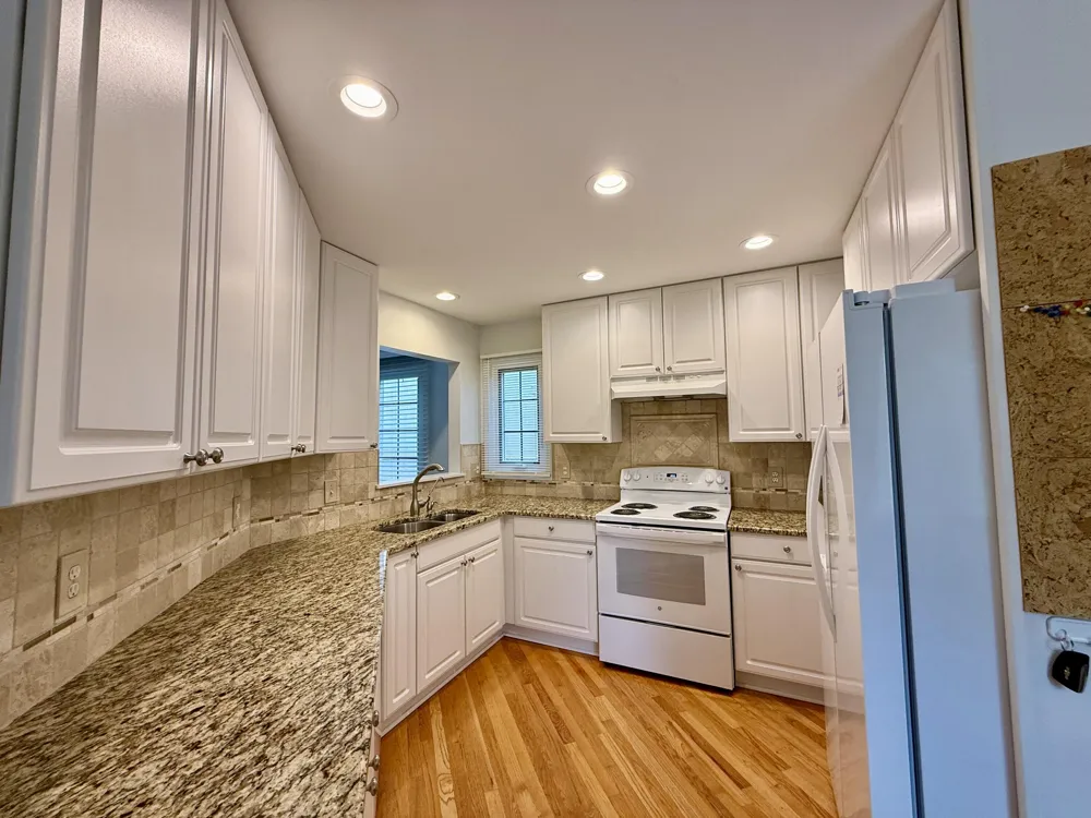 741 Red Maple Lane Wixom, MI 48393