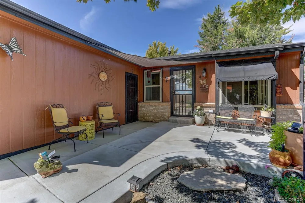 5895 W 74th Avenue Arvada, CO 80003