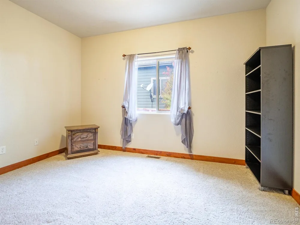 4890 Avon Avenue Loveland, CO 80538