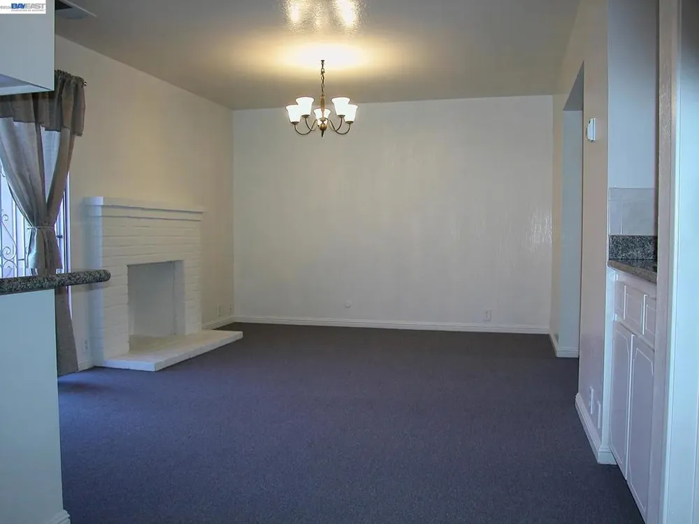 38 Kelloch Ave San Francisco, CA 94134