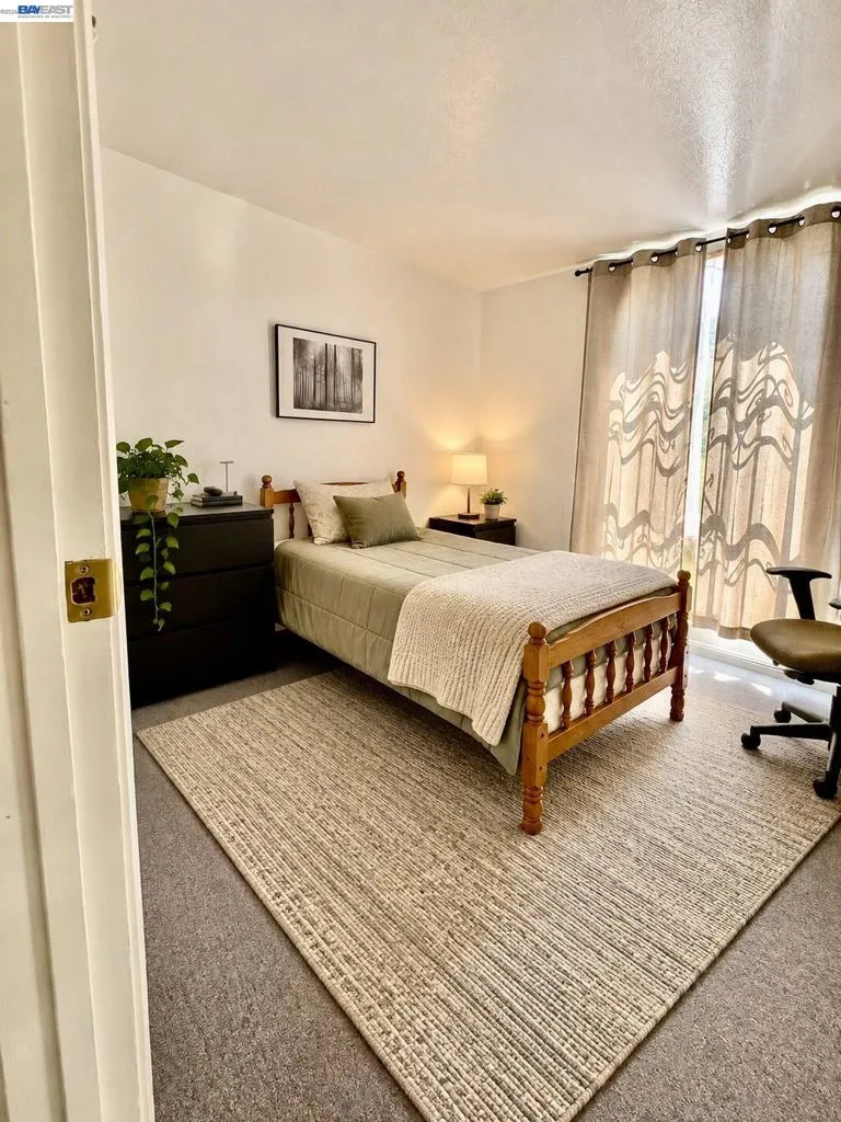 38 Kelloch Ave San Francisco, CA 94134