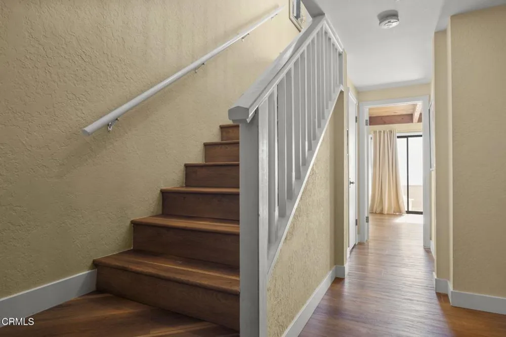 3949 Ocean Drive Oxnard, CA 93035