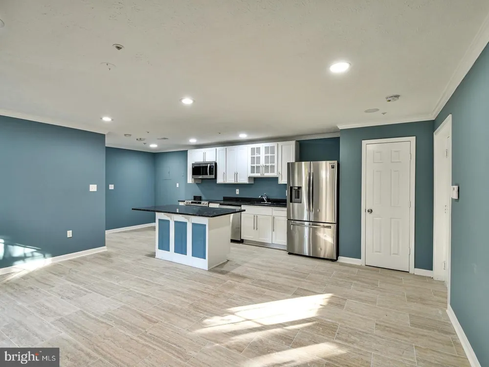 2010 ALICE AVENUE #101 Oxon Hill, MD 20745
