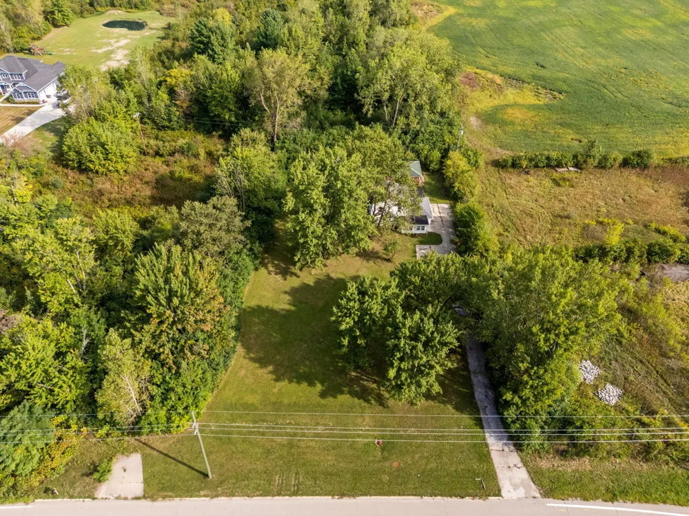 43650 Ecorse Road Belleville, MI 48111