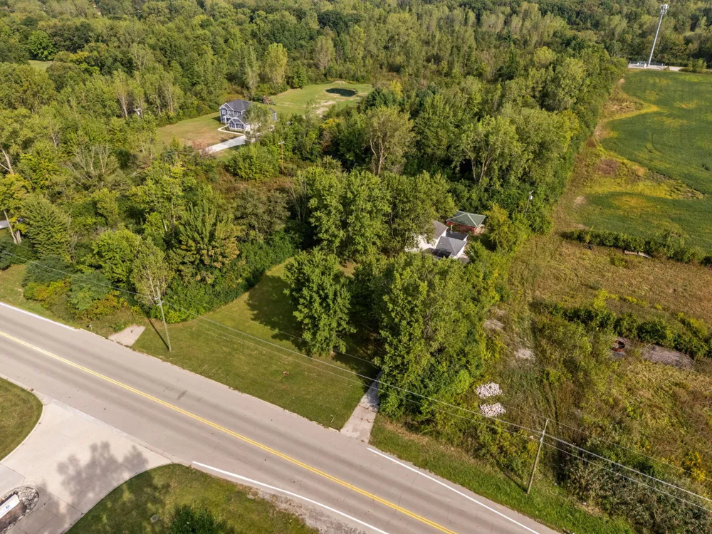 43650 Ecorse Road Belleville, MI 48111
