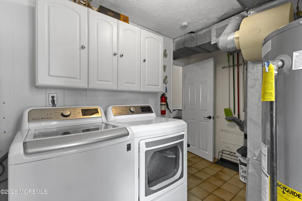 21 Cameron Court Freehold, NJ 07728