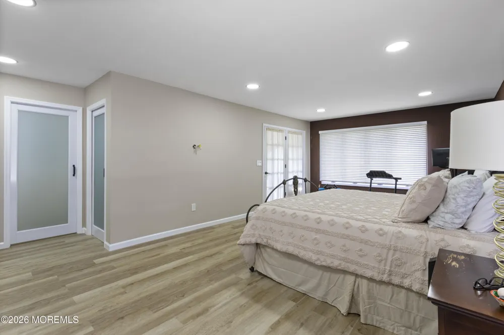 21 Cameron Court Freehold, NJ 07728