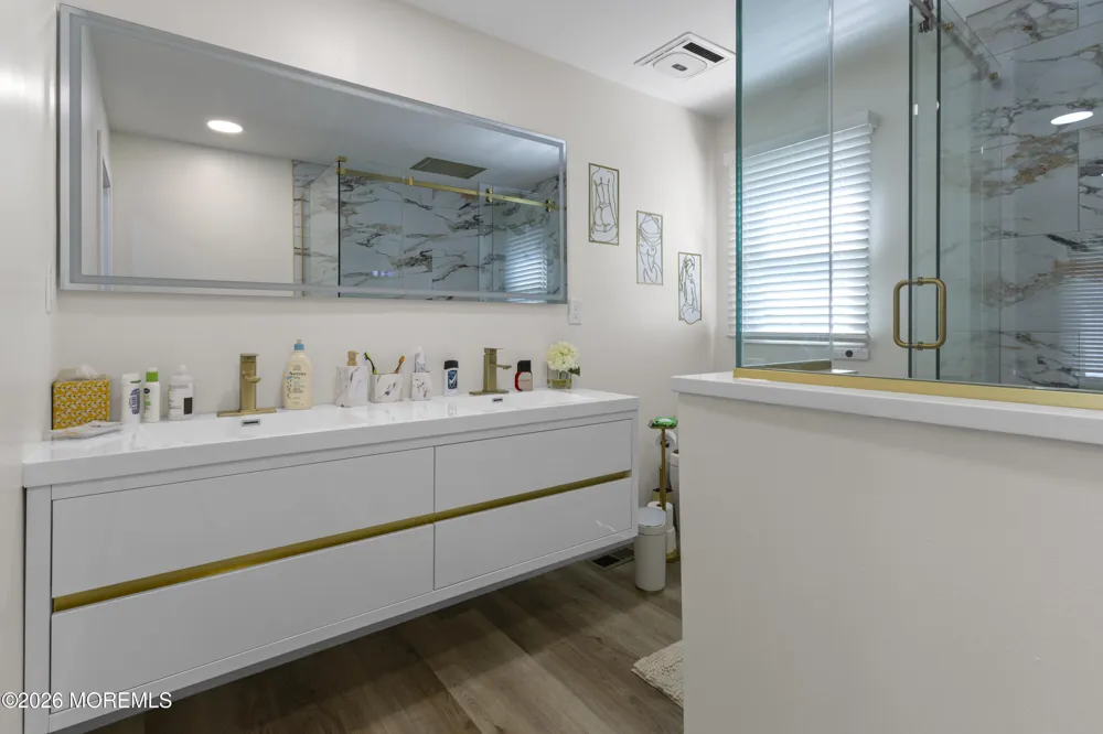 21 Cameron Court Freehold, NJ 07728