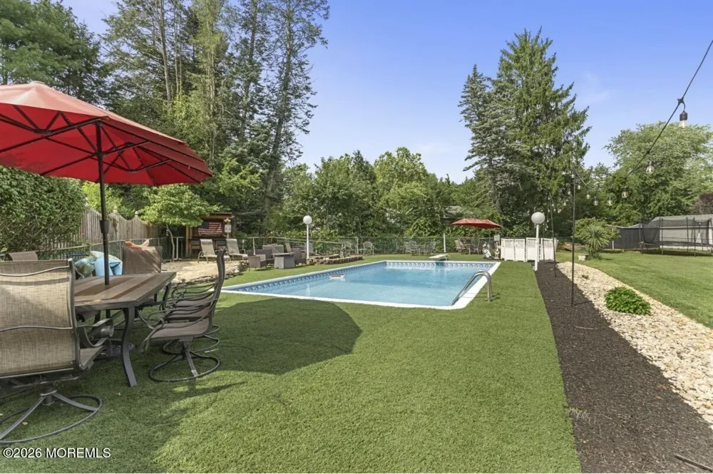21 Cameron Court Freehold, NJ 07728