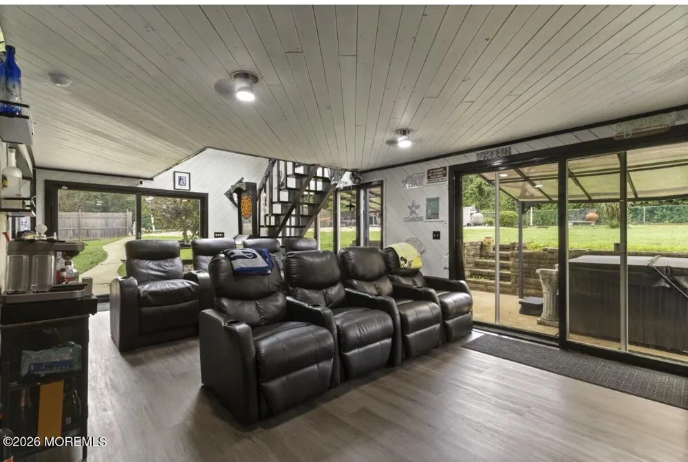 21 Cameron Court Freehold, NJ 07728