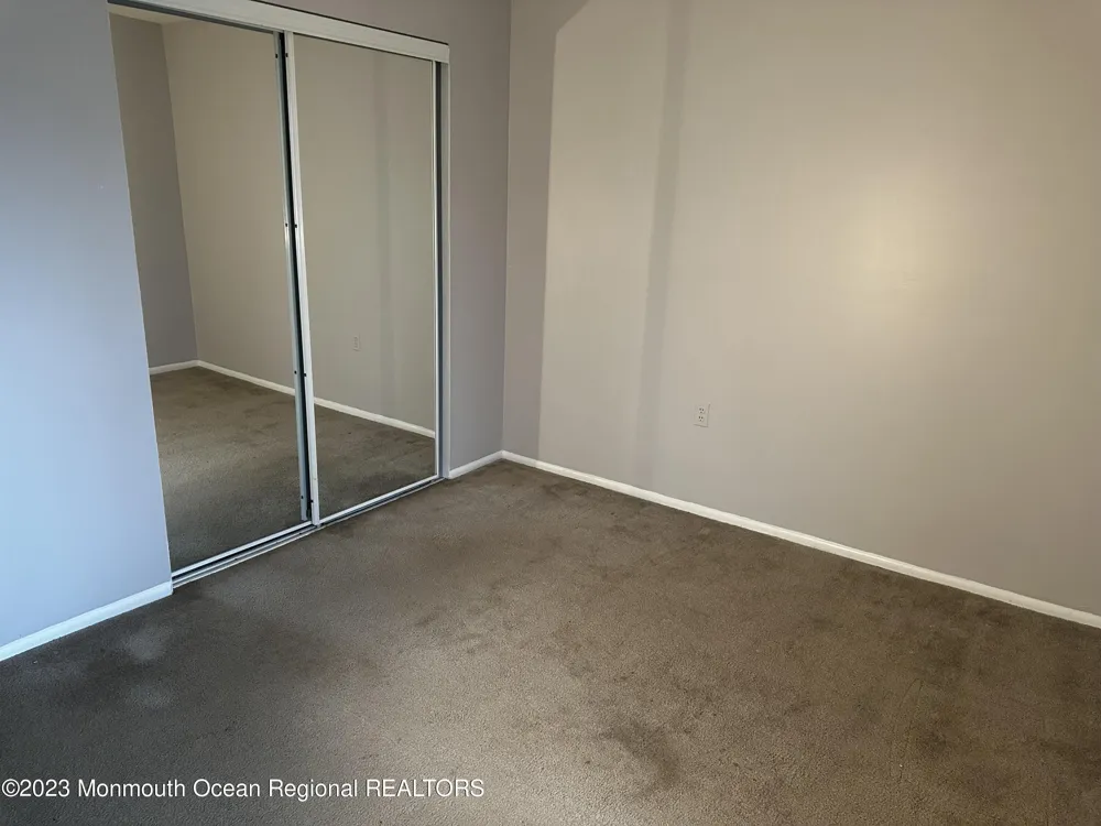5 Pine Cluster Circle #J Manalapan, NJ 07726