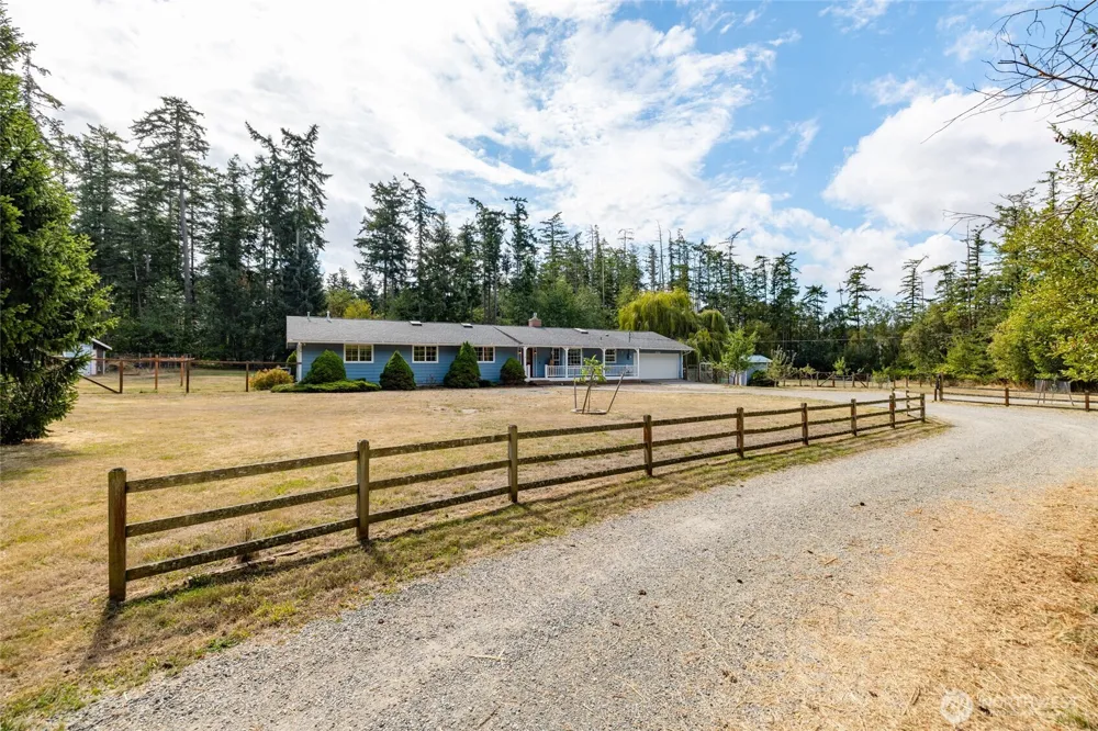 1866 Wellington Drive Oak Harbor, WA 98277
