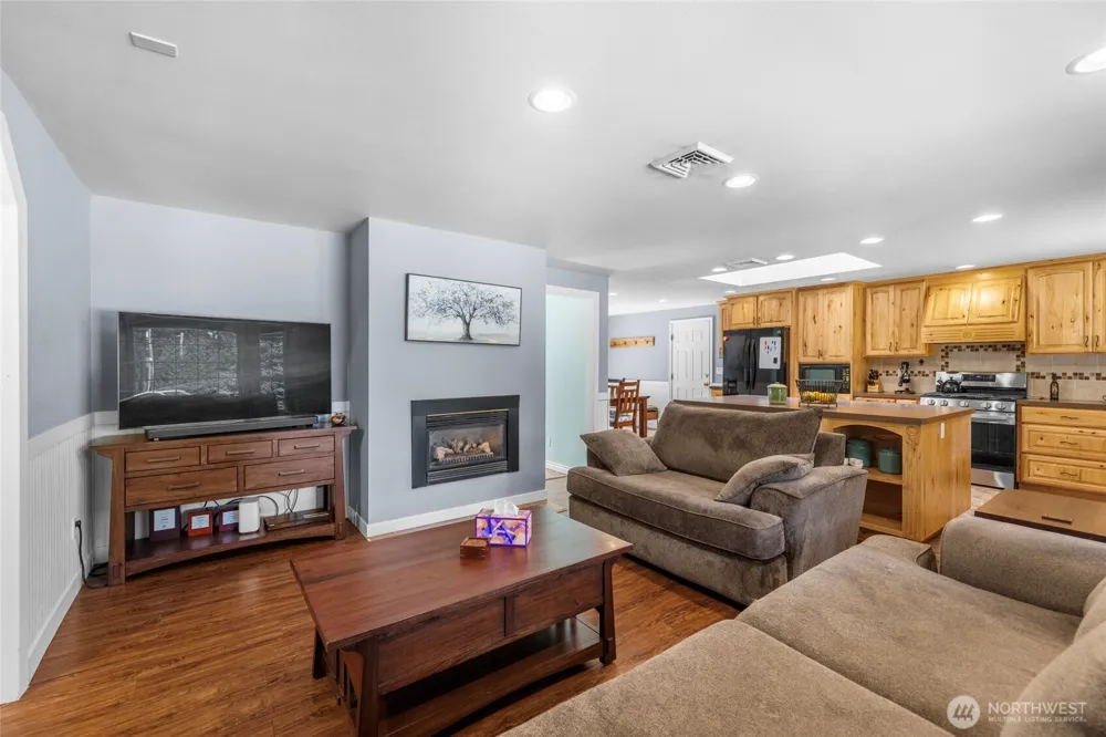 1866 Wellington Drive Oak Harbor, WA 98277