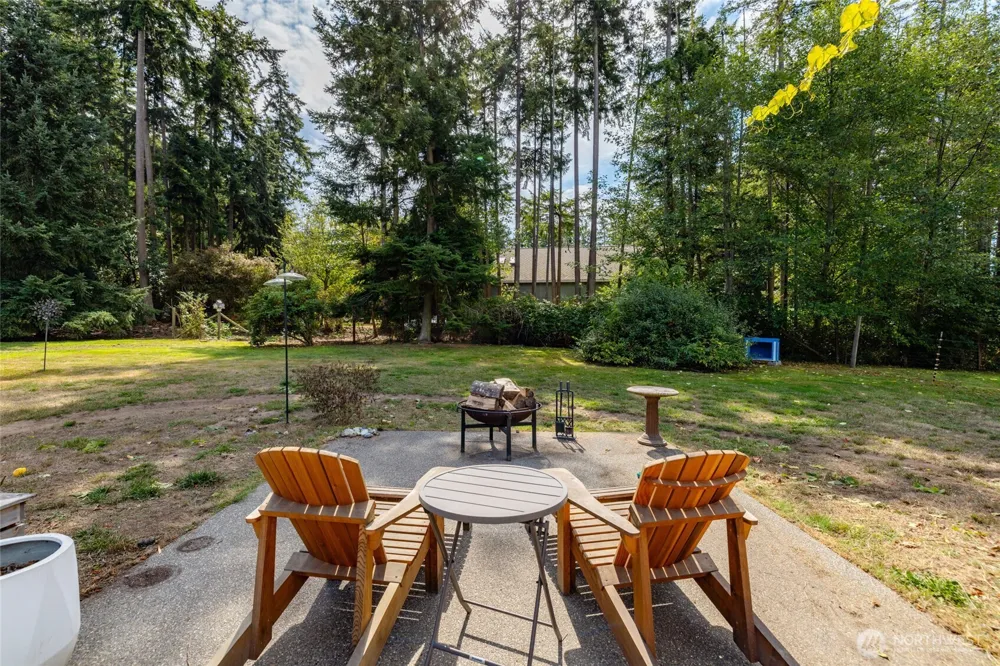 1866 Wellington Drive Oak Harbor, WA 98277