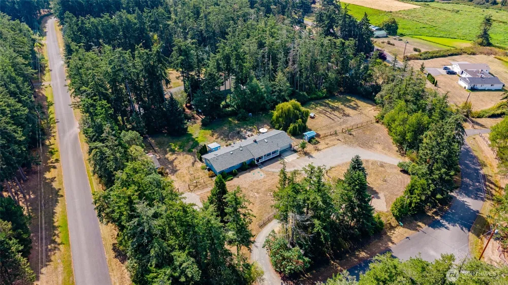 1866 Wellington Drive Oak Harbor, WA 98277