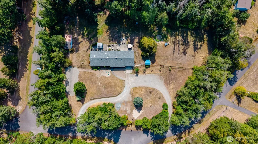 1866 Wellington Drive Oak Harbor, WA 98277