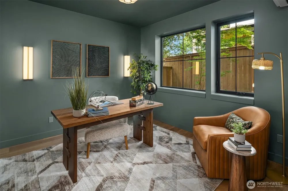 12416 NE 72nd Street Kirkland, WA 98033