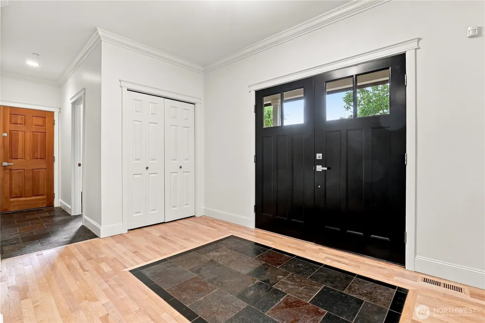 1020 5th Street Kirkland, WA 98033