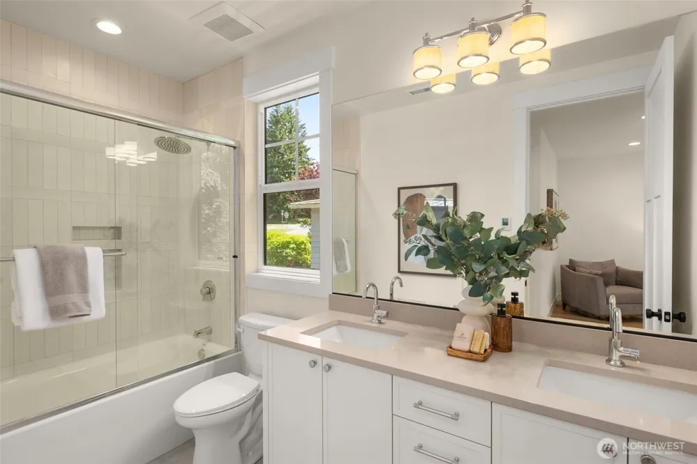 4515 150th Avenue SE Bellevue, WA 98006