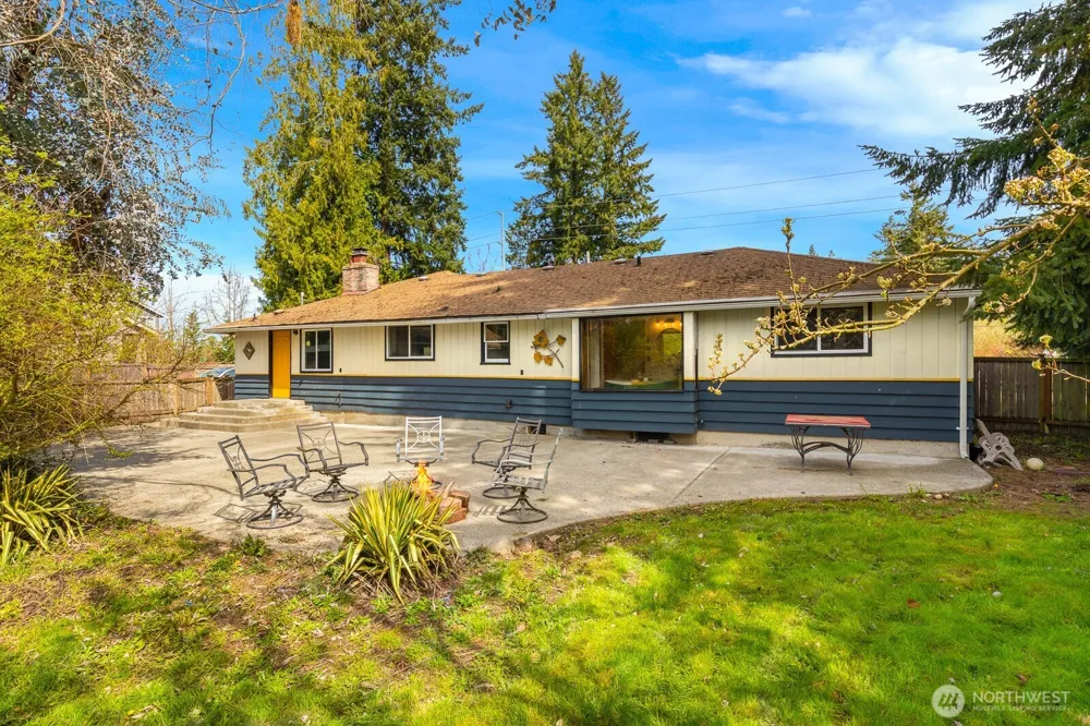 11122 Angeline Road E Bonney Lake, WA 98391