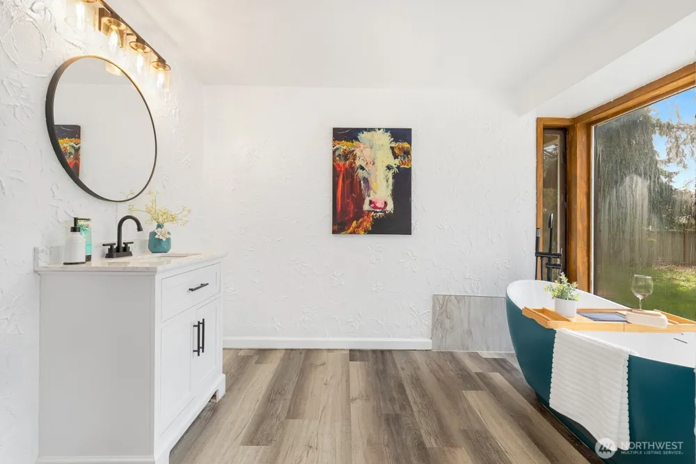 11122 Angeline Road E Bonney Lake, WA 98391