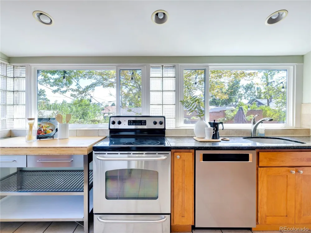 3138 W 41st Avenue Denver, CO 80211