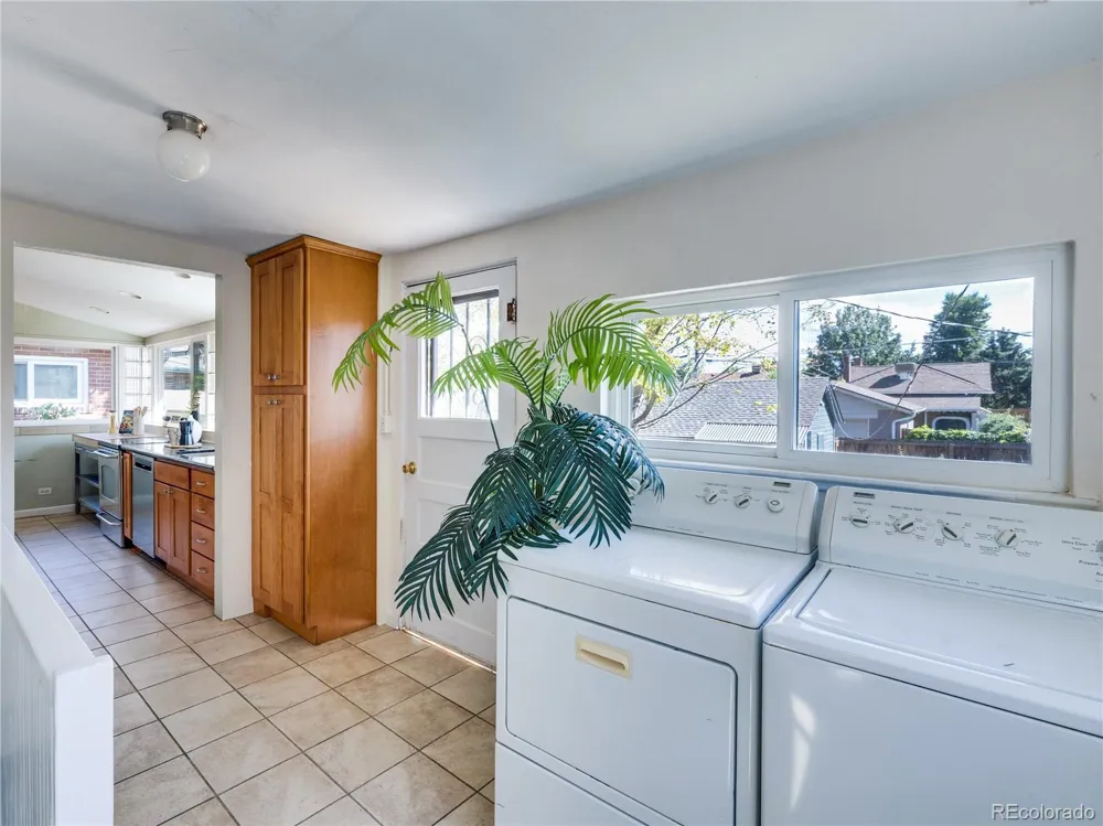 3138 W 41st Avenue Denver, CO 80211