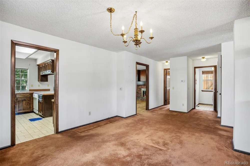 2439 W Kettle Circle Littleton, CO 80120