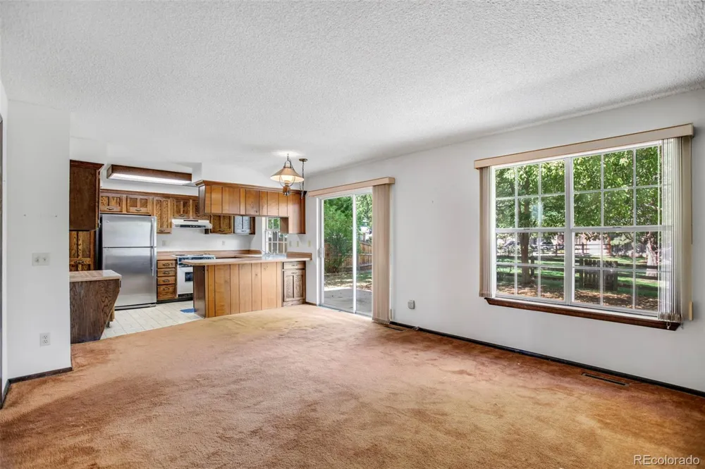 2439 W Kettle Circle Littleton, CO 80120