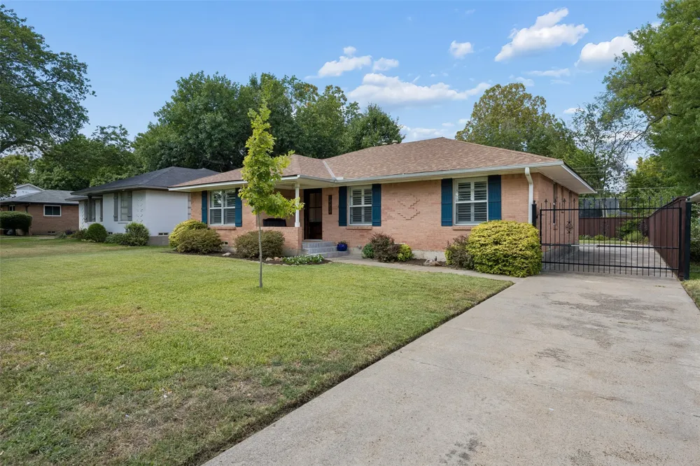 10619 Longmeadow Drive Dallas, TX 75238