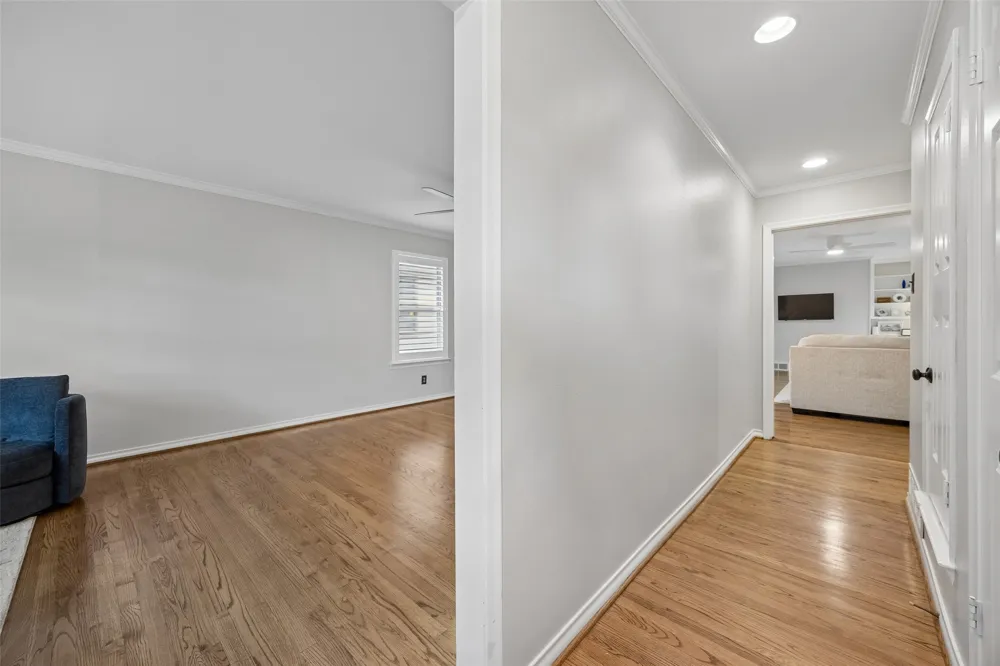 10619 Longmeadow Drive Dallas, TX 75238