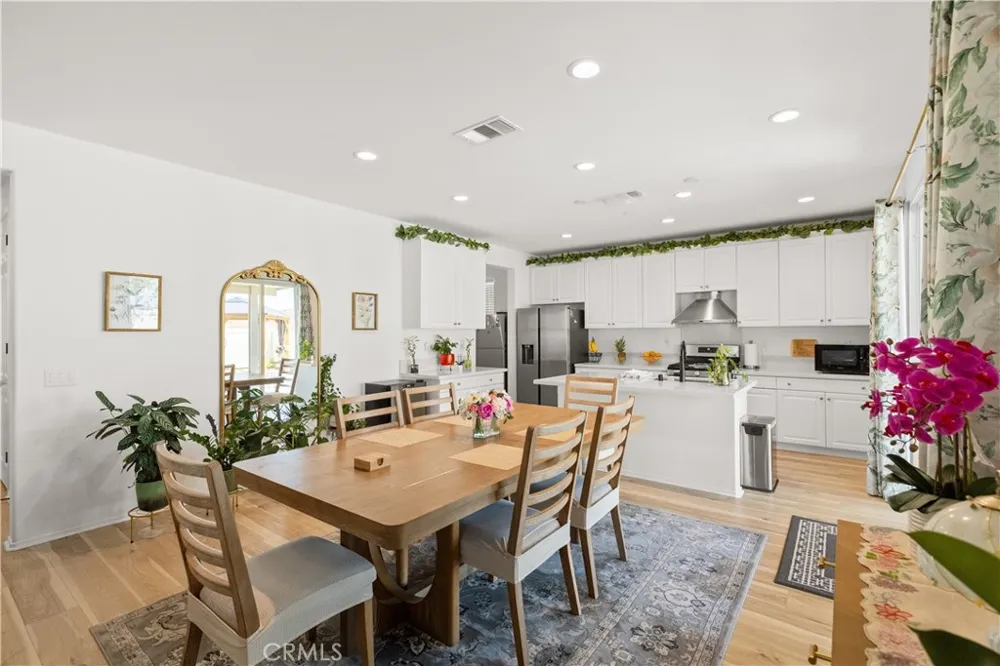 214 Knotgrass Street Hemet, CA 92543