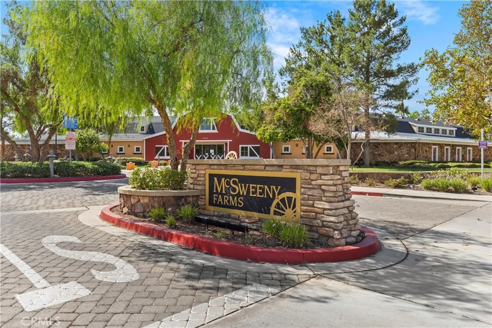 214 Knotgrass Street Hemet, CA 92543