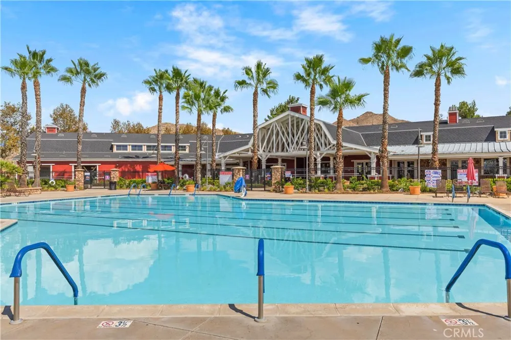 214 Knotgrass Street Hemet, CA 92543