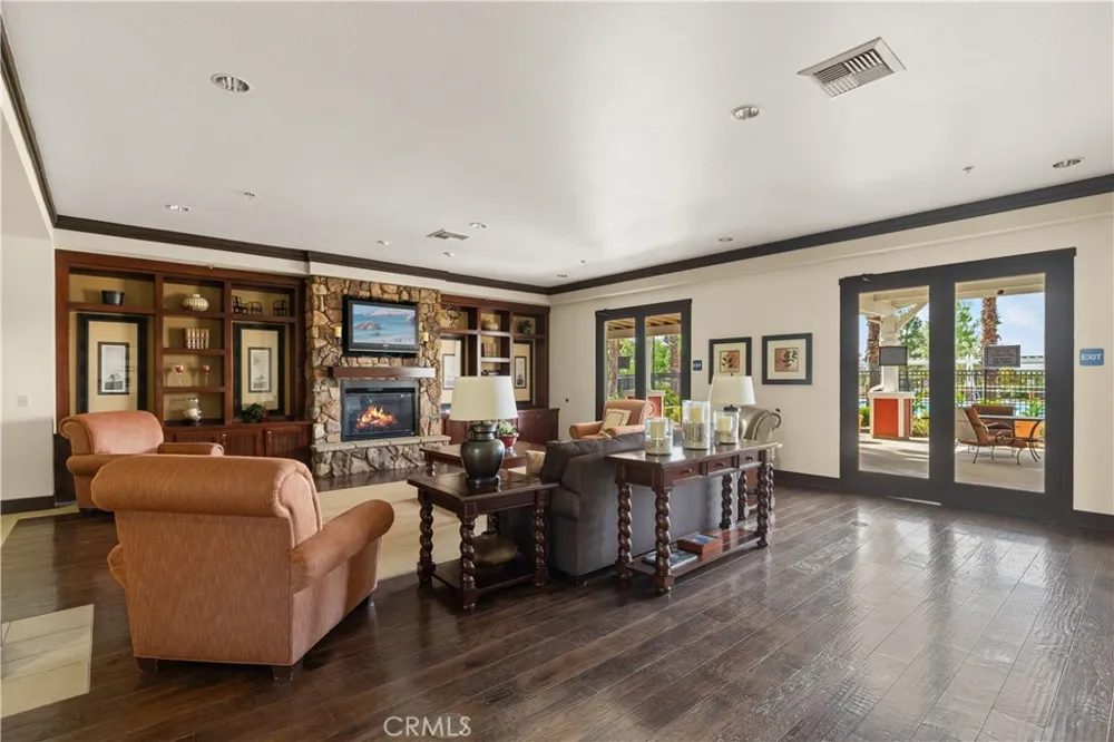 214 Knotgrass Street Hemet, CA 92543