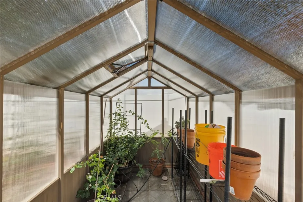 214 Knotgrass Street Hemet, CA 92543