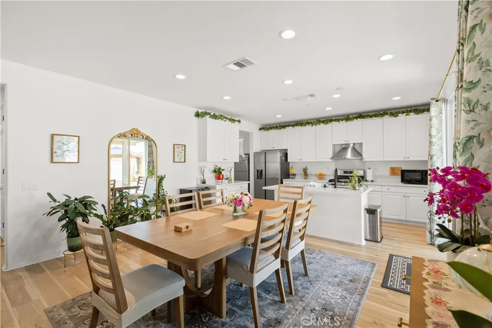 214 Knotgrass Street Hemet, CA 92543