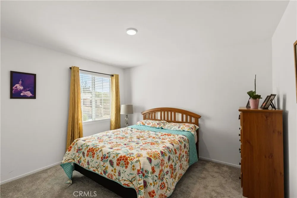 214 Knotgrass Street Hemet, CA 92543