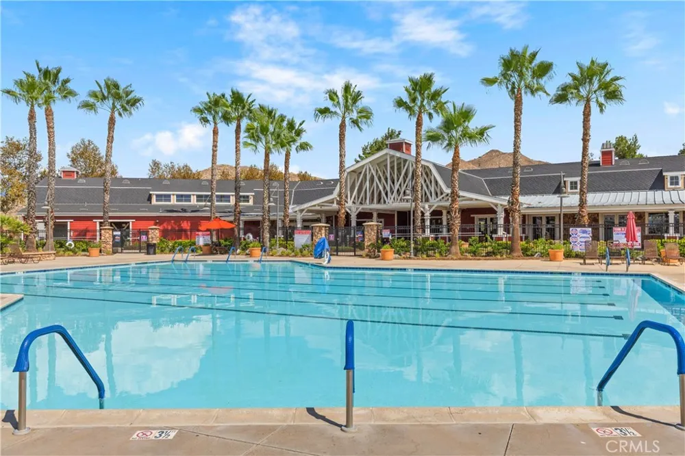 214 Knotgrass Street Hemet, CA 92543