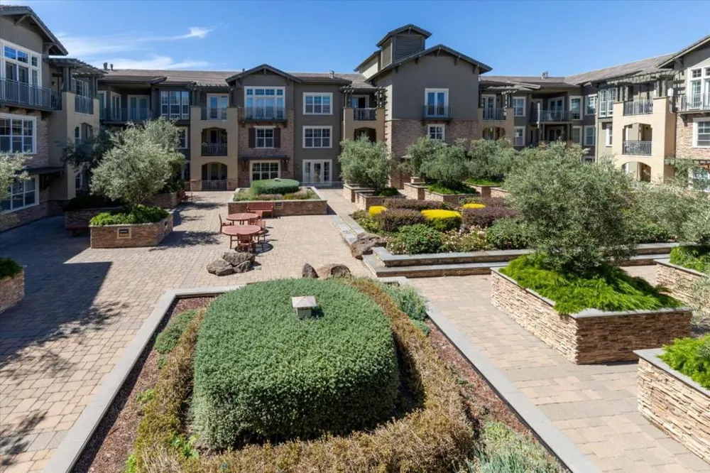 2881 Meridian Avenue #249 San Jose, CA 95124