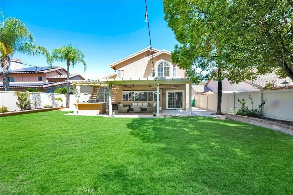 13105 Fescue Court Corona, CA 92883