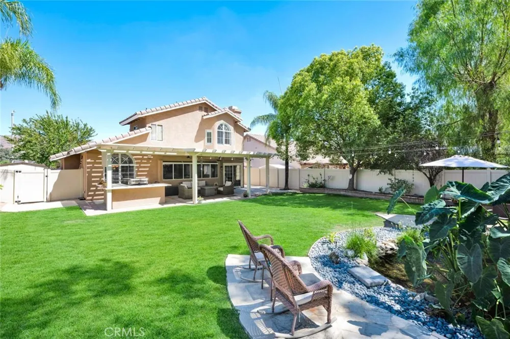 13105 Fescue Court Corona, CA 92883