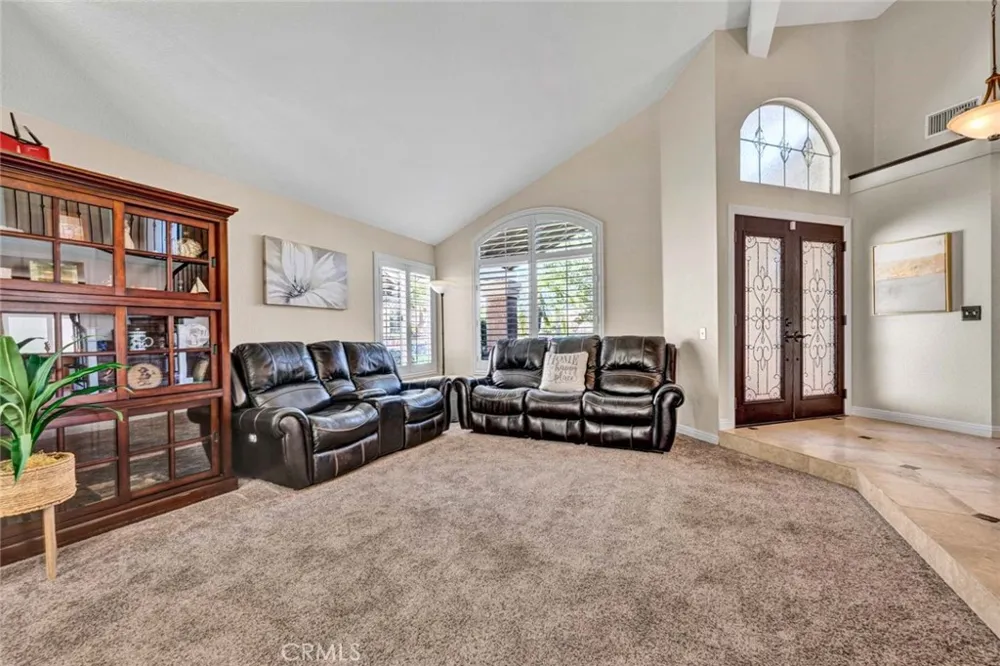 13105 Fescue Court Corona, CA 92883