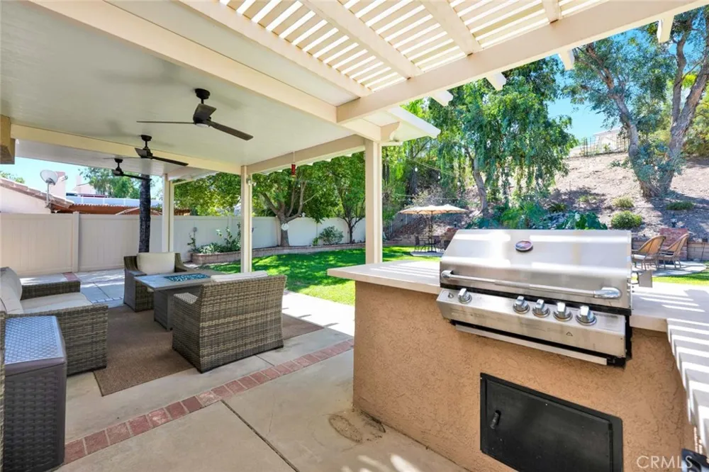 13105 Fescue Court Corona, CA 92883