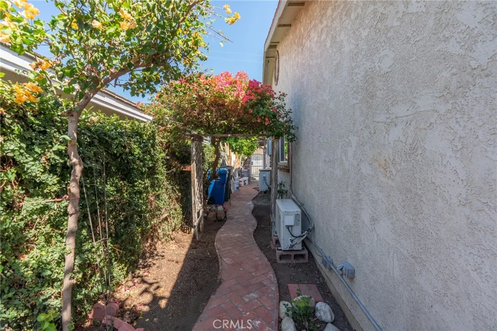 10770 Grand Avenue Temple City, CA 91780