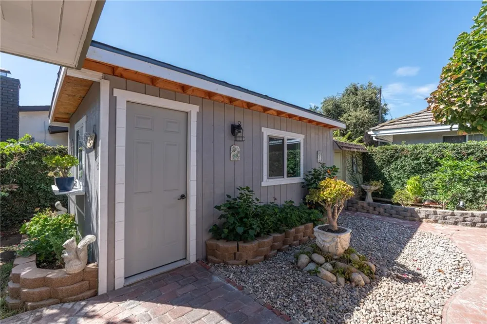 10770 Grand Avenue Temple City, CA 91780