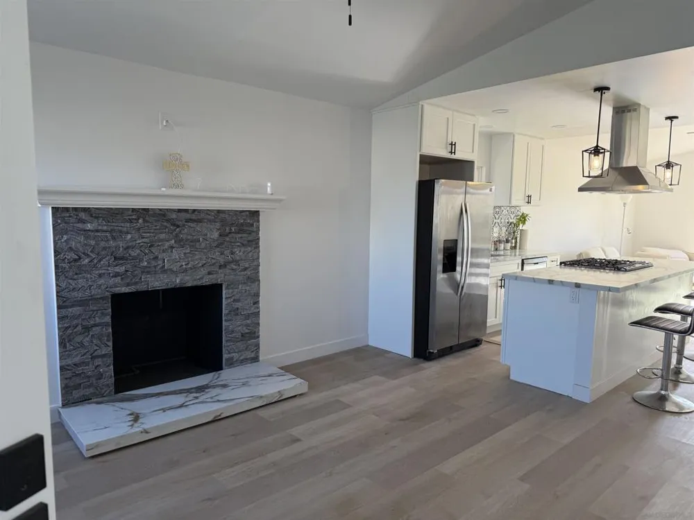 664 Carefree Dr #3 San Diego, CA 92114
