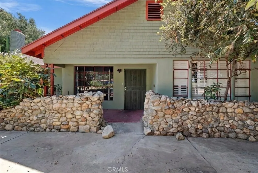 190 E Arrow Claremont, CA 91711