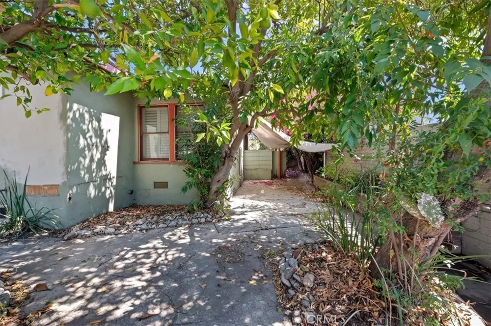 190 E Arrow Claremont, CA 91711